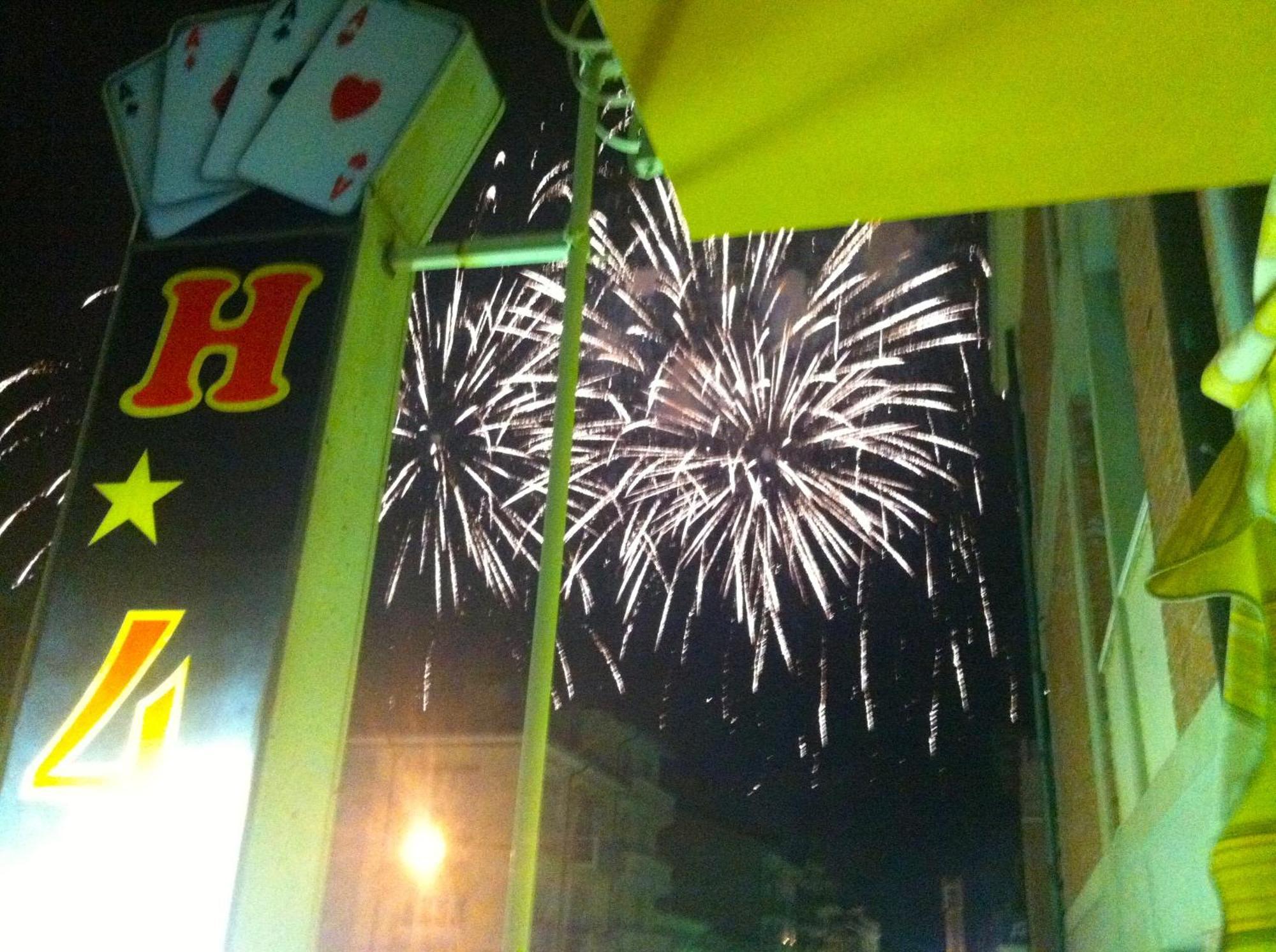 艾佛亚希酒店 维亚雷焦 外观 照片